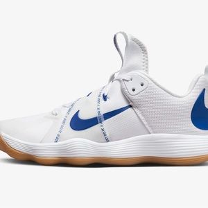 NIKE volleyball sneakers